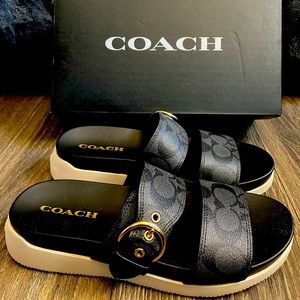 Coach Gwen Sig Sandal-Size 8 New